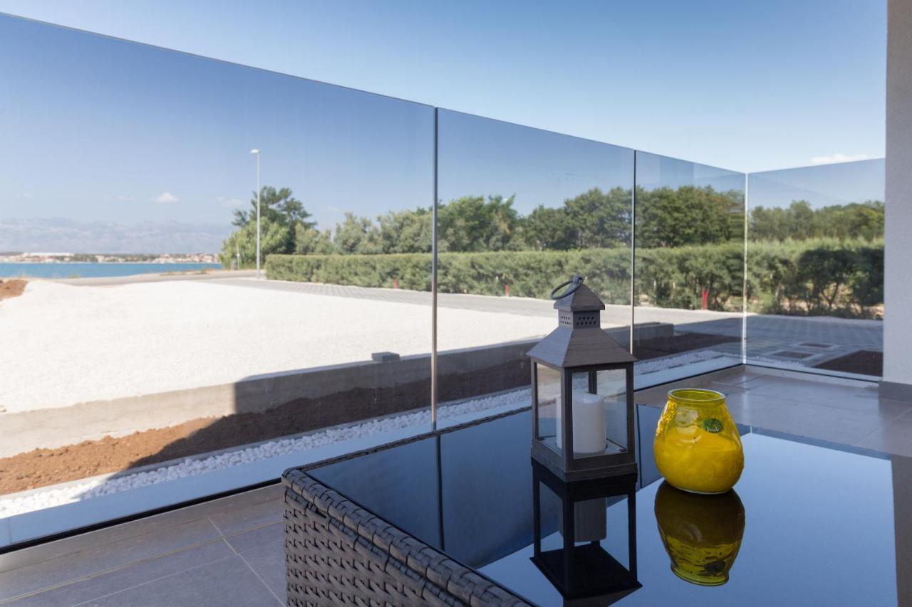 Luxury Beachfront Villa Crystal Aenona - By Ta Leut Agency Nin Buitenkant foto