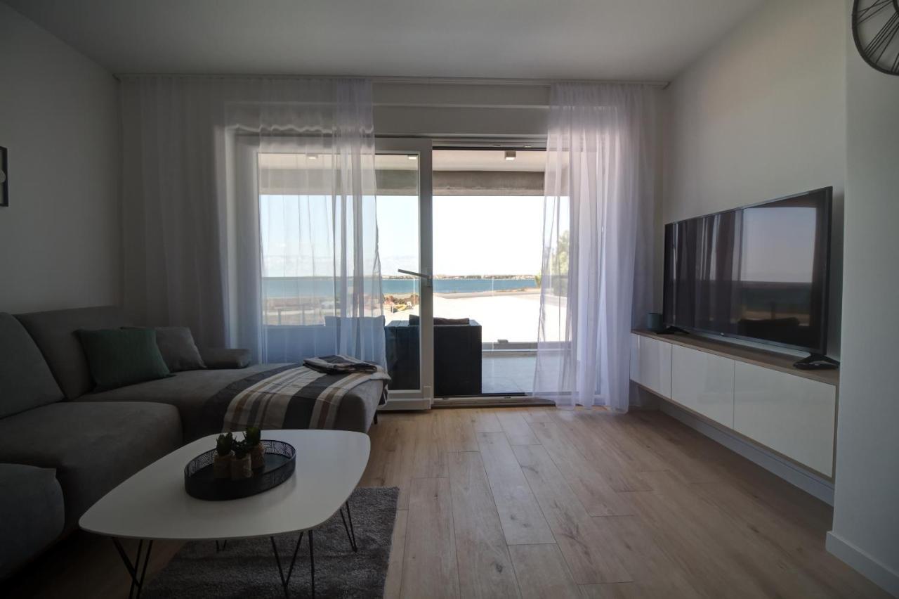 Luxury Beachfront Villa Crystal Aenona - By Ta Leut Agency Nin Buitenkant foto
